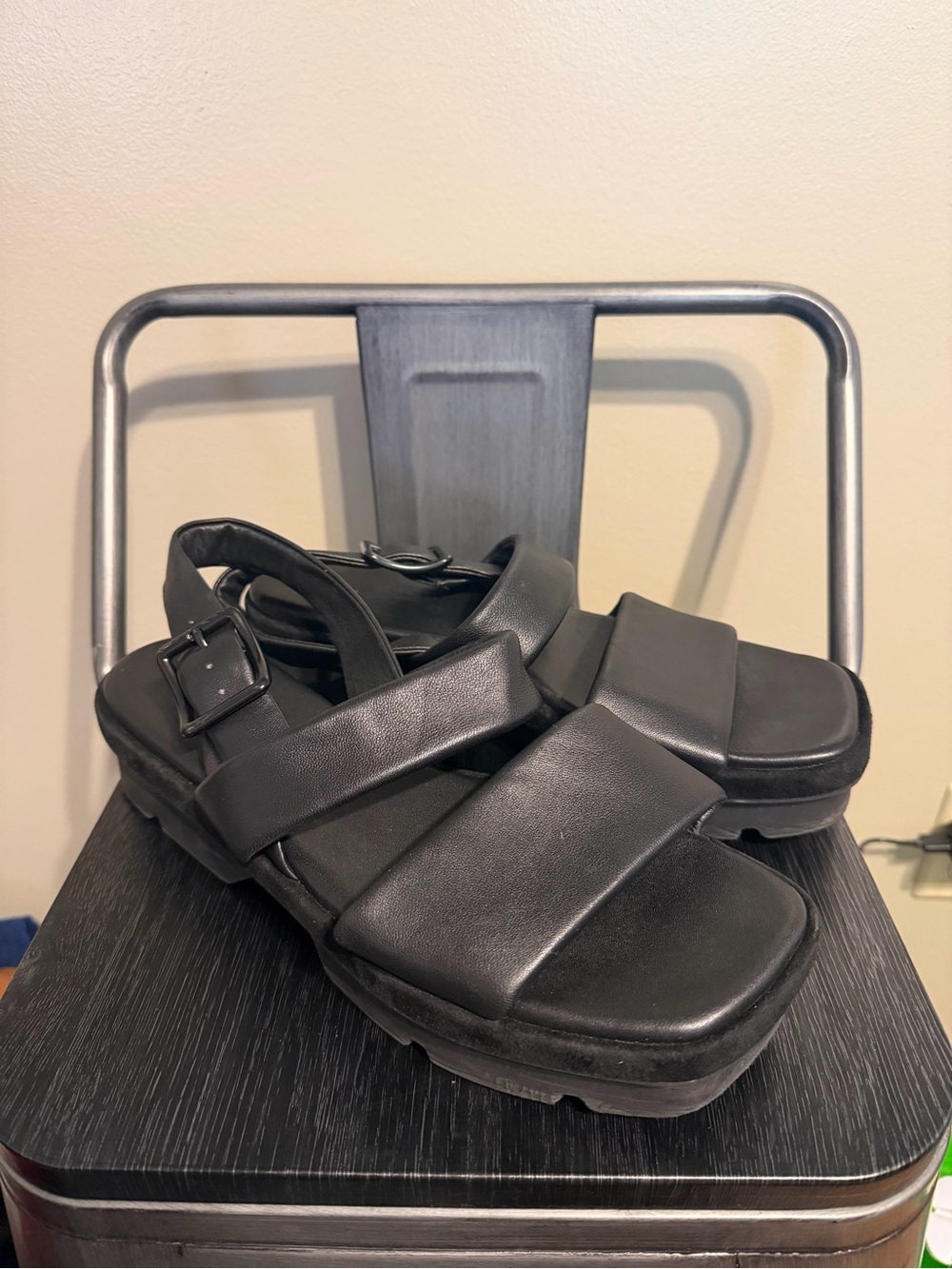 Vince Black Leather Platform Sandals Size 11